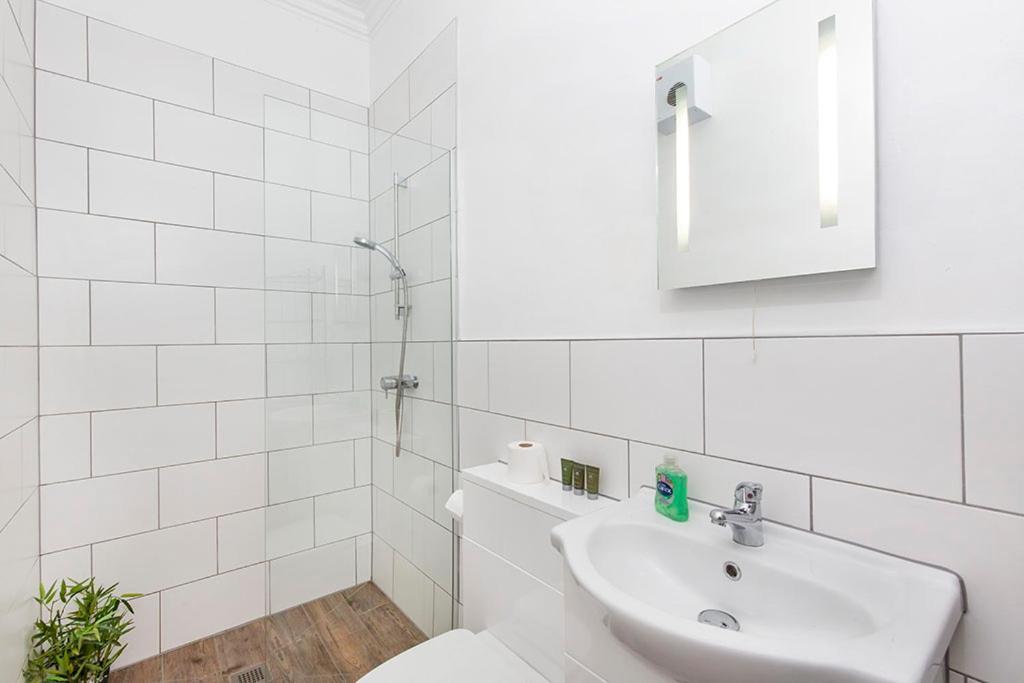York City Centre Holiday Apartment מראה חיצוני תמונה